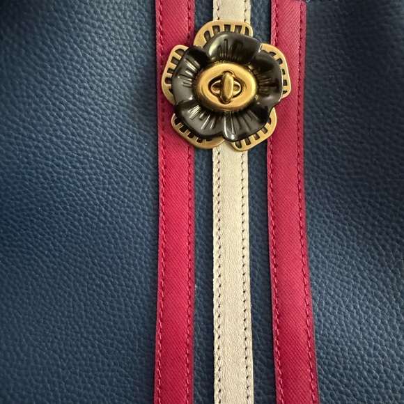 Coach ReLoved Upcrafted Willow Tote In Colorblock With Signature Canvas … - Picture 7 of 9